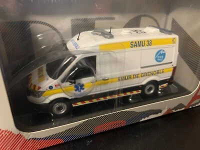 ODEON 148 MAN TGE L2H2 GIFA AMBULANCE DE REANIMATION SAMU 38 SMUR 1/43