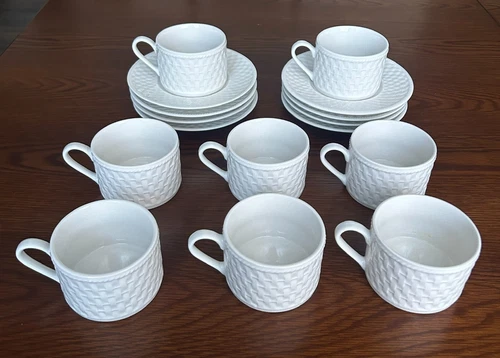 8 Oneida Westerly Basket Coffee/Tea Cups and Saucers - SET OF 8