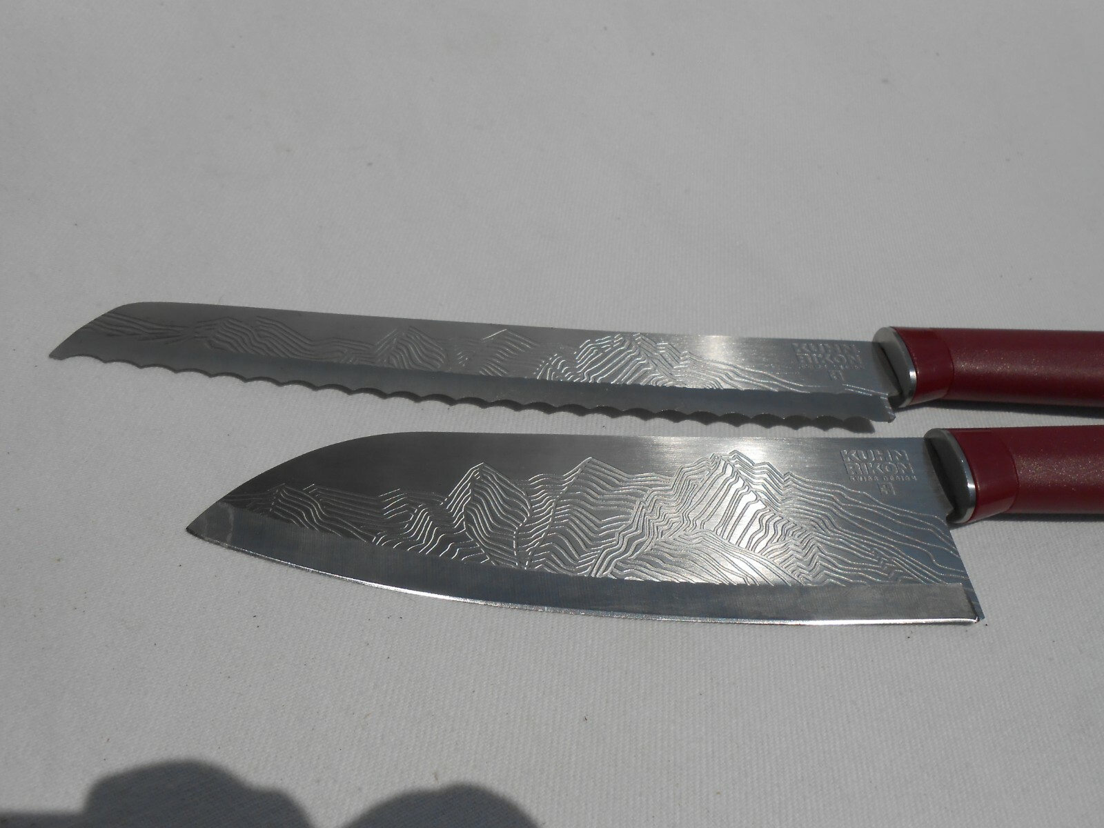 KUHN RIKON Swiss Design Engraved 12" Chef & Bread Knife Set DWR3