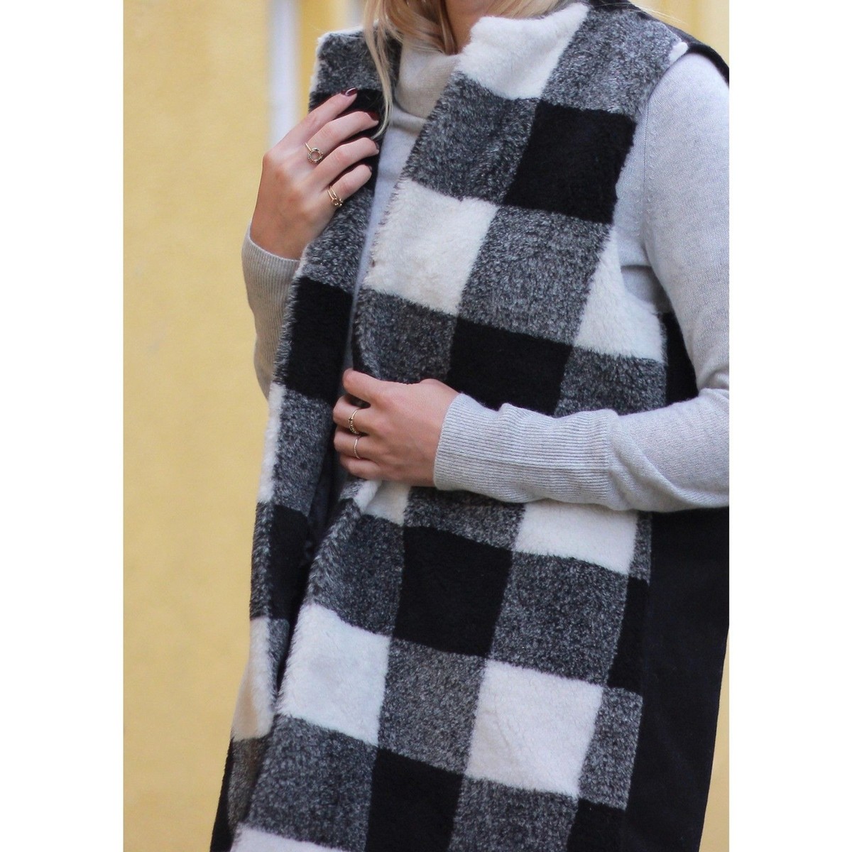 TALBOTS Buffalo Check Sherpa Long Line Vest Black/White L