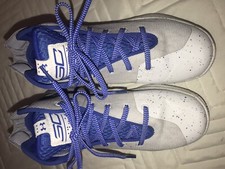 Under Armour Curry 3Zero Basketball Shoes GS White/Royal 1295998-102. Sz 5.5Y.