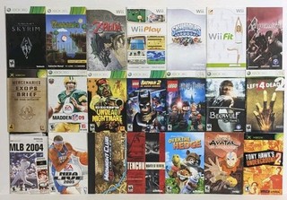 Lotto misto di 64 manuali videogiochi mappe opere d'arte inserti Xbox PS2 PS ecc.