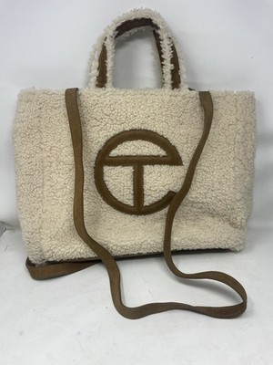 UGG X TELFAR Large Reverse Shopper Bag -Natural. (17x12x5)