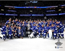 Lightning Unsigned 2021 Stanley Cup Champions Team Celebration Photograph