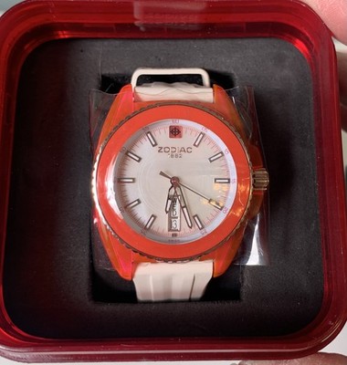 Zodiac Speed Dragon Watch ZS2942 White and Dragonfruit Nib
