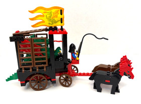 LEGO Castle 6056 Dragon Wagon 1993 COMPLETE w/ Original Box & Tray Excellent