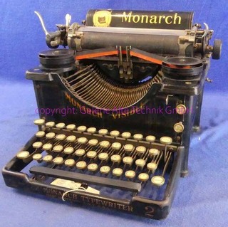 Monarch Visible 2 Nr. 66720 Schreibmaschine alt antik Samlg. GAT 1769
