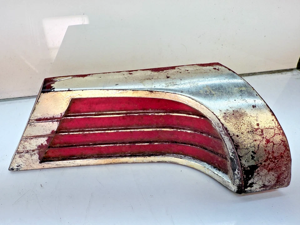 OEM 1959 1960 1961 CHEVROLET IMPALA ARM REST REFLECTORS B80-1 - Image 3 of 4