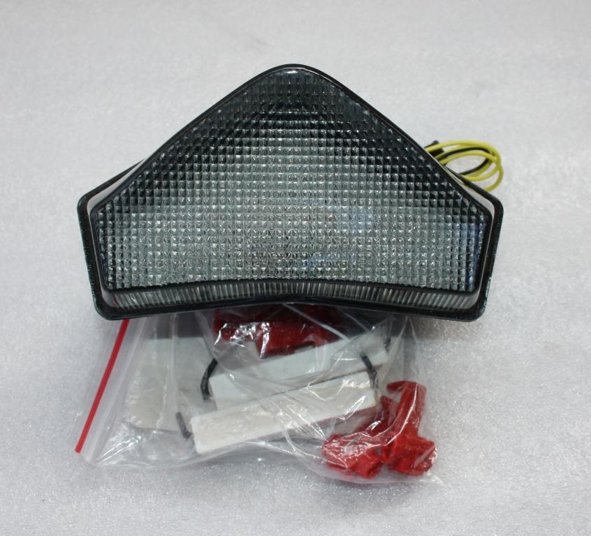 Feu LED clignotants intégrés pour Triumph Speed Triple 2005-2007 coloris fumé