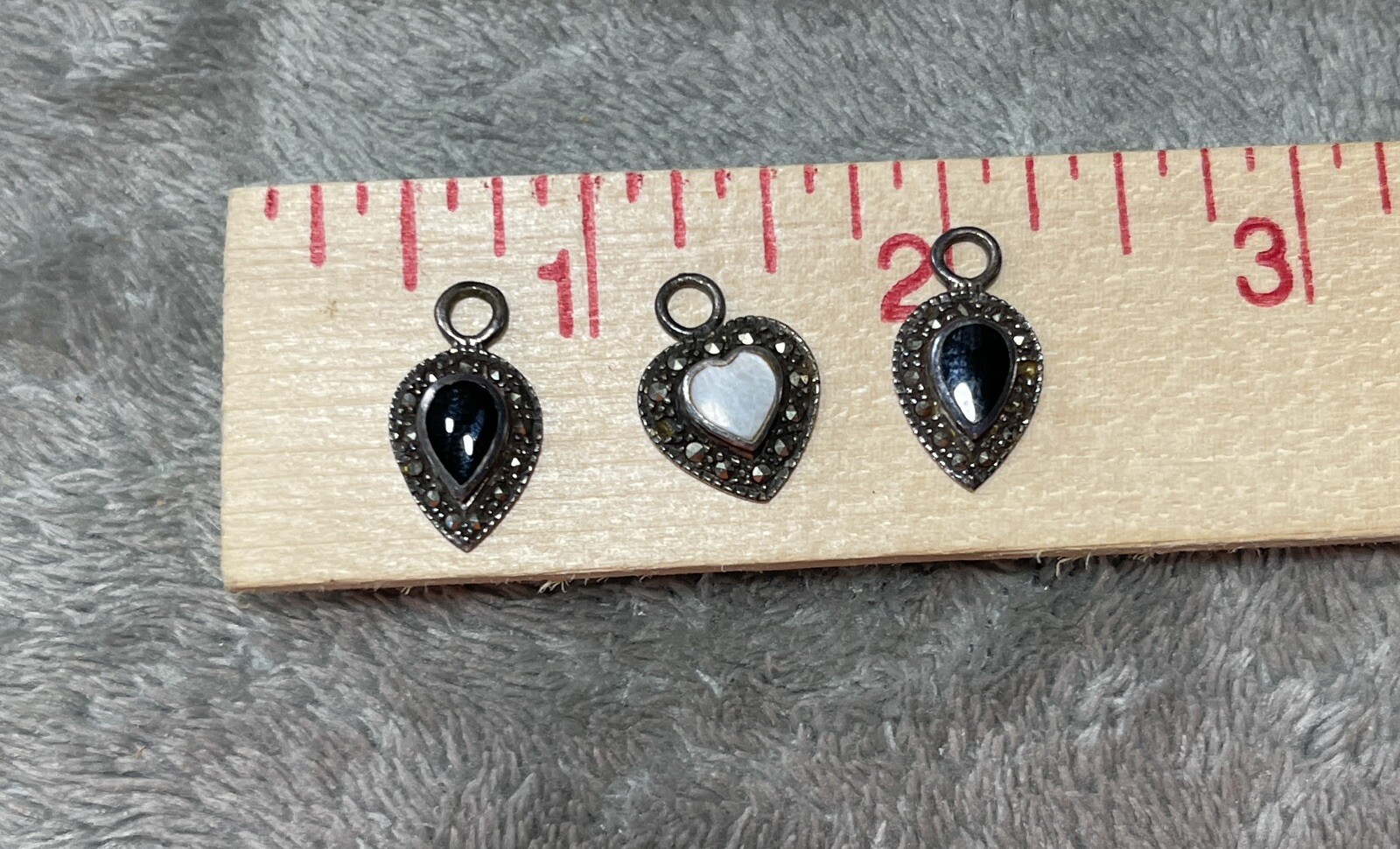 Picture 1 of 3