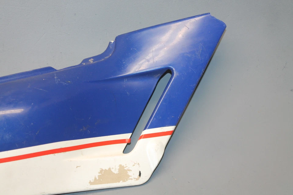 Yamaha FZR1000 1988 Genesis carenado trasero derecho asiento cubierta cubierta 20h-21721-00 Foto 2 de 4