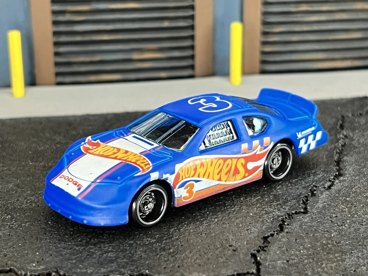 hot wheels dodge stock car