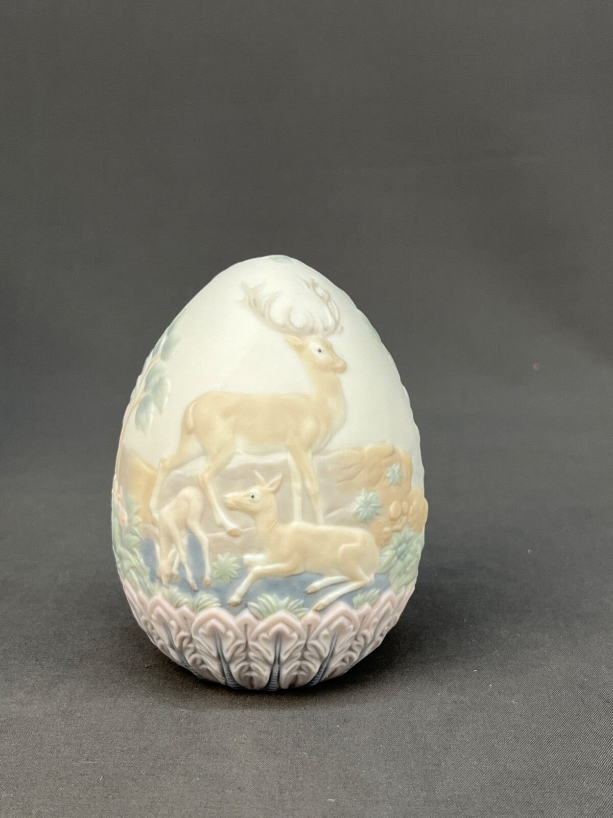 Lladro 1996 Limited Edition Porcelain Egg 17550 Stag Deer with Box
