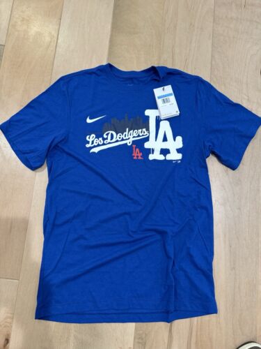 Los Angeles Dodgers Nike T-Shirt Tee. NWT Medium