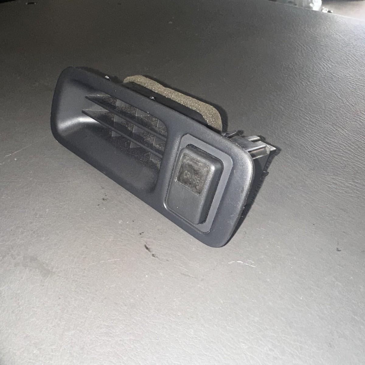 97-01 Honda CR-V RD1 Center Dash A/C Heater Air Vents w