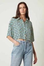 VELVET By Graham & Spencer Beckett Geo Print Crepe Top Blue S $189 F13