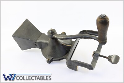 Antike Kaffeemühle, Antique Coffee Grinder, Moulin à café antique. V.N. No 3