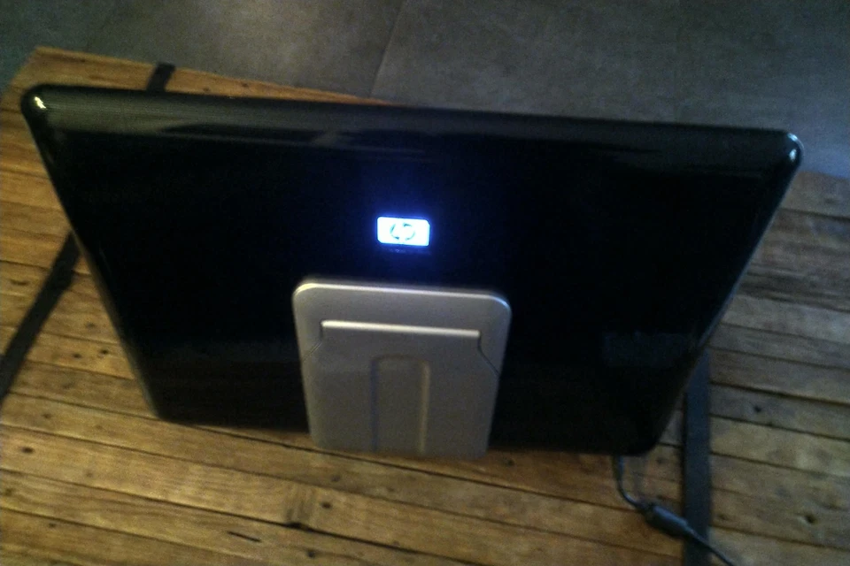 HP Pavilion HDX9000 Dragon 20,1" HDX9190EF Core™2 Extrême X7900 ATI 2600XT - Photo 3/4