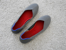 Rothy  s Flat Slip On Ballet Flat Gray Round Toe shoes size Size 6  Size 5