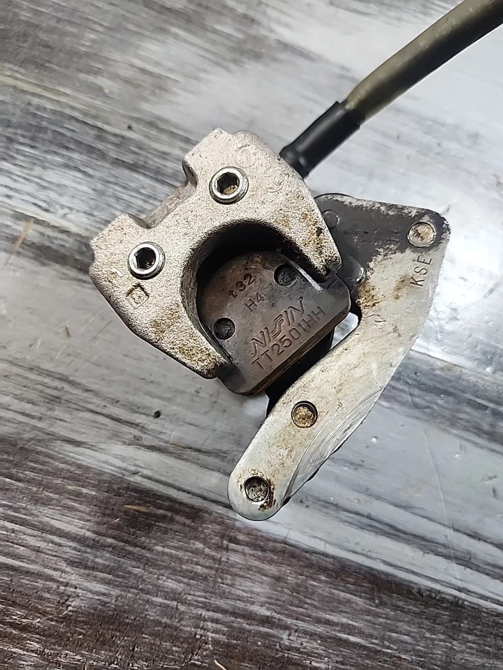 2007 - 2023 Honda CRF150R CRF150RB Front Brake Caliper & Master Cylinder Assy - Image 4 of 4