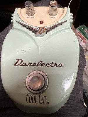 Danelectro Cool Cat Chorus Guitar Effects Pedal Free USA Shipping