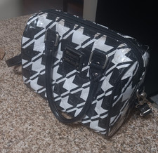 Loungefly Hello Kitty Black/White Houndstooth...