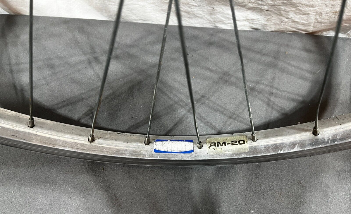 Vintage Araya RM-20 36-Spoke Silver Aluminum 26