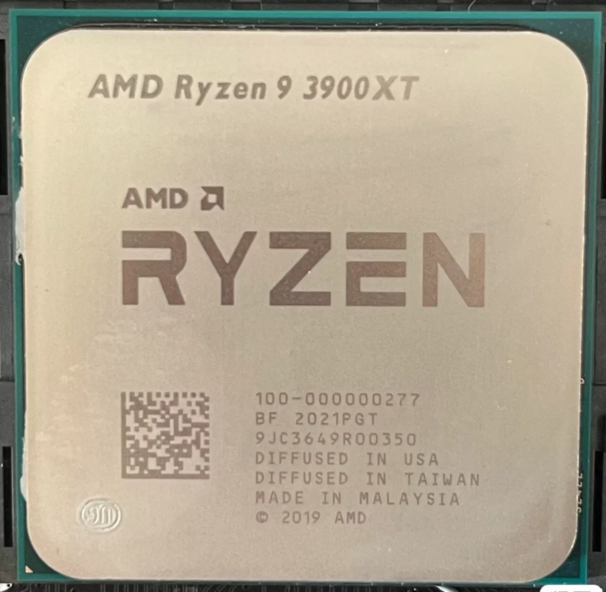 AMD Ryzen 9 3900XT 3.8GHz 12 core am4 socket 24T 105W CPU Processor R9 3900XT
