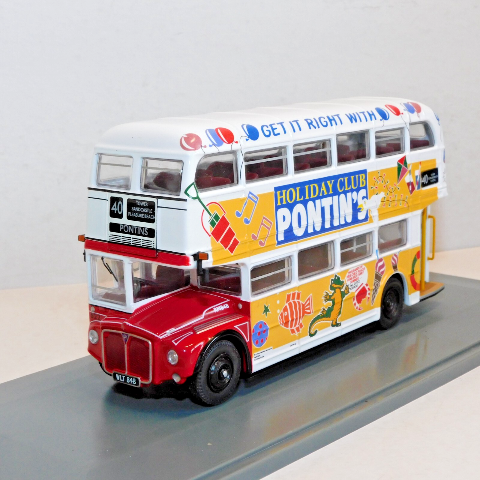 OOC AEC ROUTEMASTER BUS BLACKPOOL TRANSPORT PONTINS ROUTE 40 1/76 OM46317