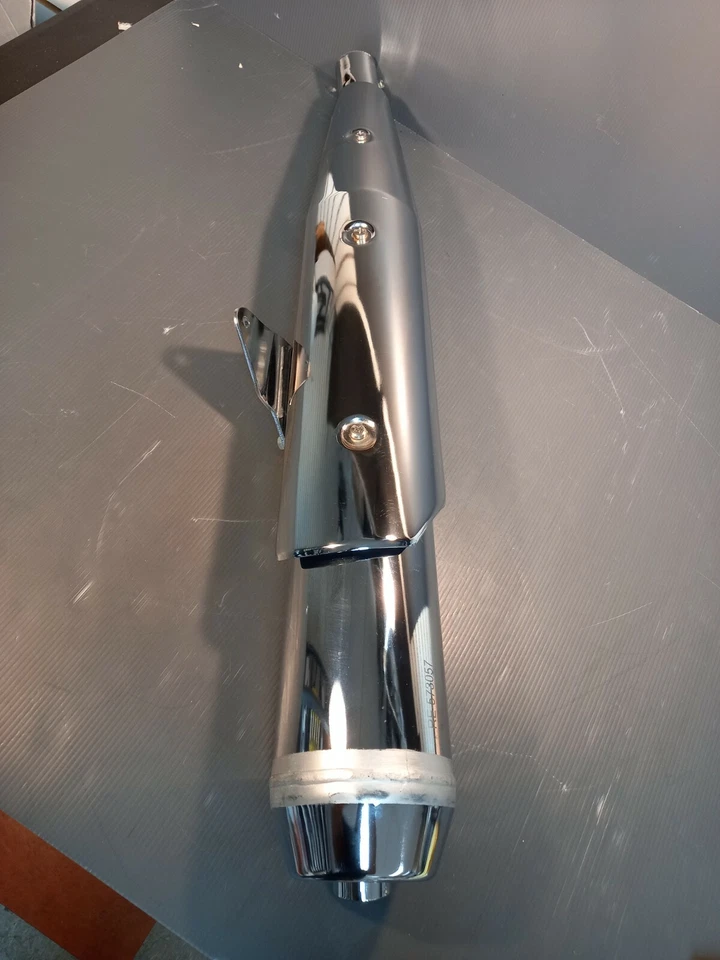 Royal Enfield 2015 535cc Continental GT Standard Exhaust Silencer Part # 573057 - Image 4 of 4