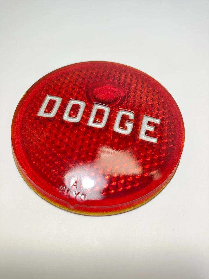 1937-1942 Dodge Truck VD15 VD20 WC WF31 задний задний фонарь объектив 580608 новый из старых запасов. - Изображение 3 из 4