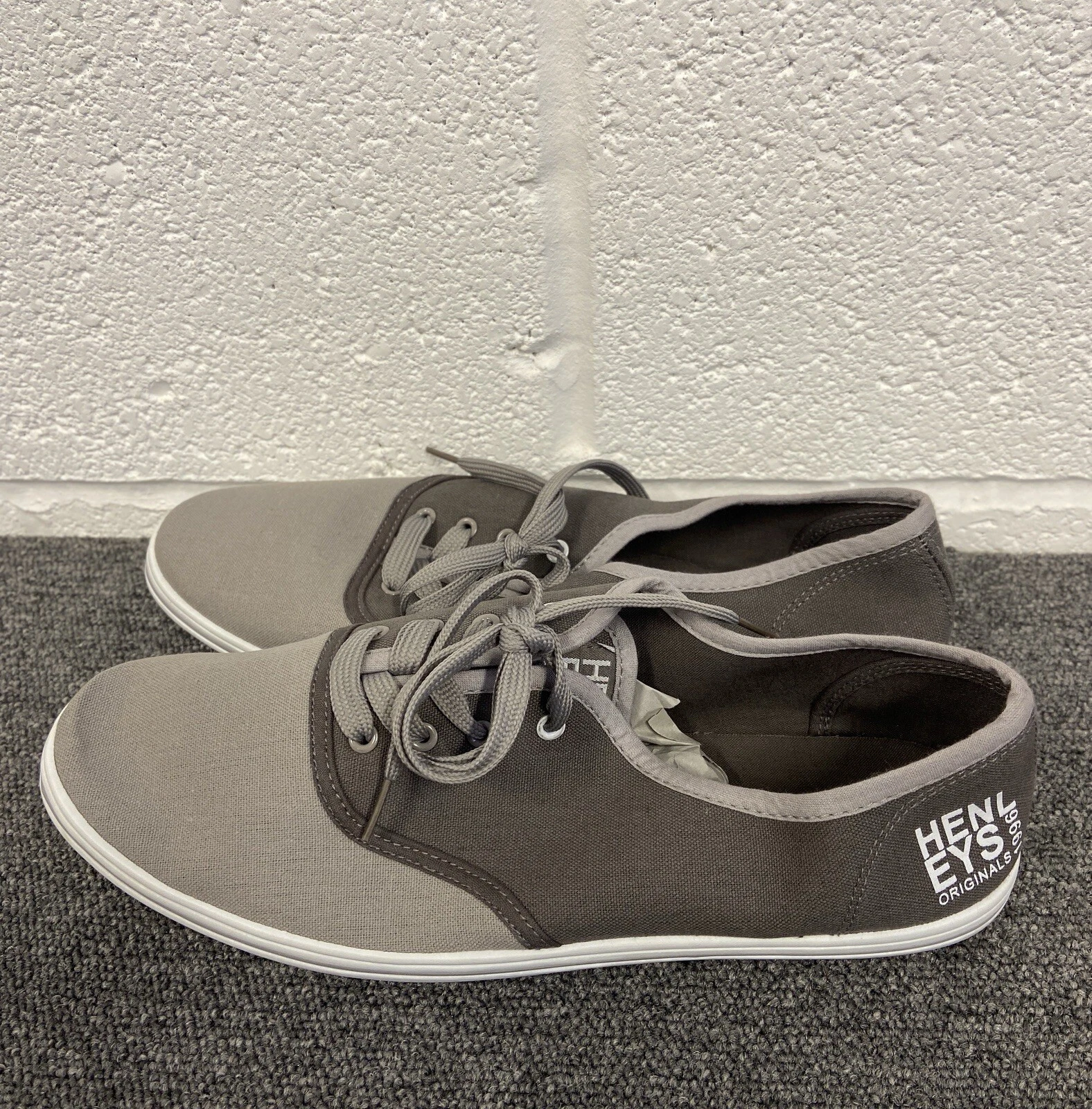 ADIDAS Henleys Originals 1996 Antracite Grigio Taglia 10 (EU 43) Scarpe da ginnastica Uomo