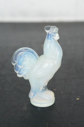 6 Antique French Sabino Opalescant Glass Figurines Butterfly Elephant Sparrows - Picture 4 of 12