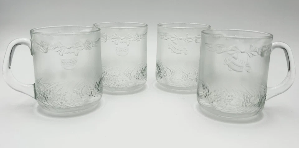 Juego de 4 tazas de Navidad de vidrio transparente Duralex Francia Foto 2 de 4