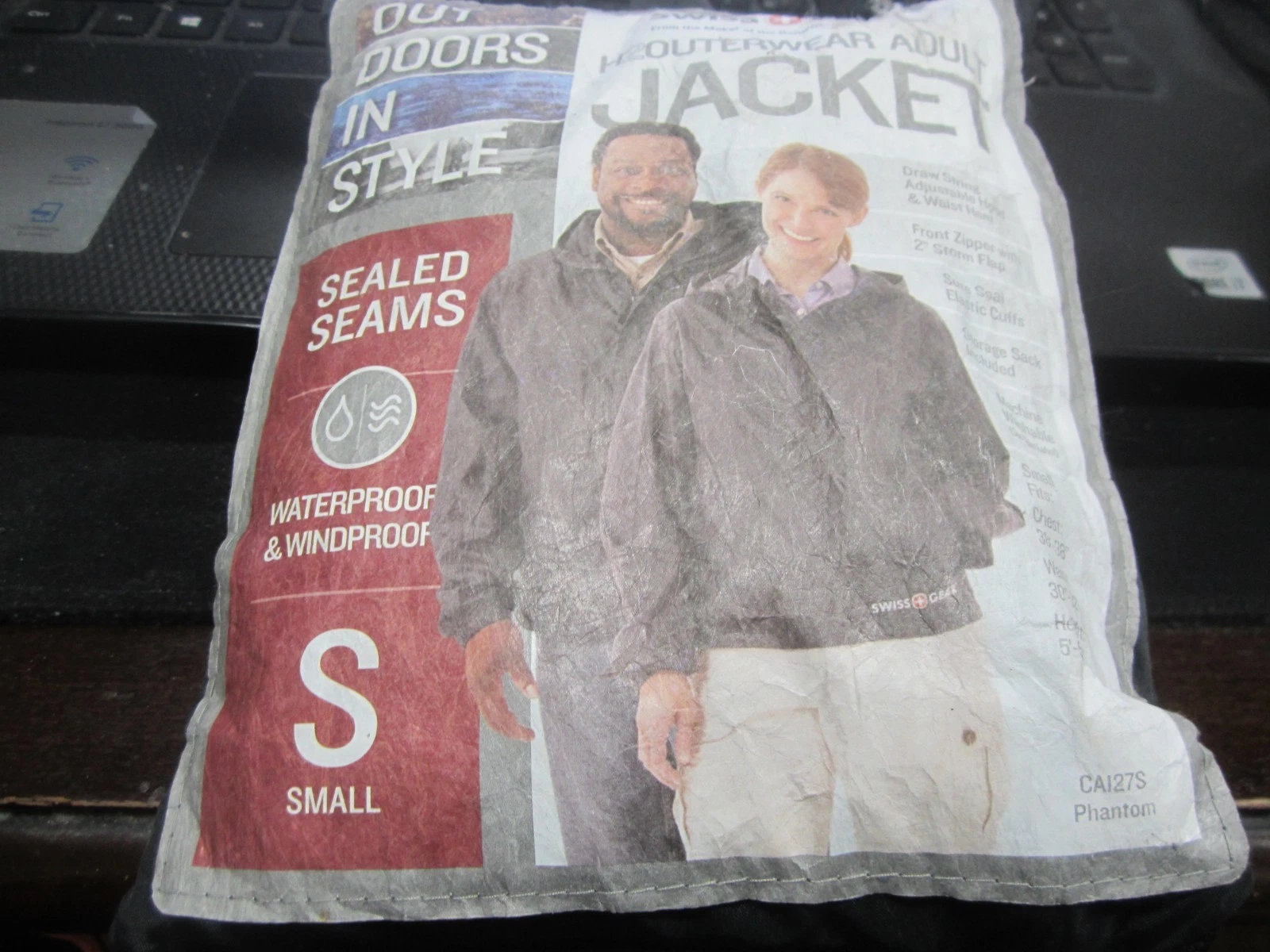 Swiss Gear Rain/Windbreaker Jacket Unisex Black Polyester Full Zip Size Small S
Opens in a new windo