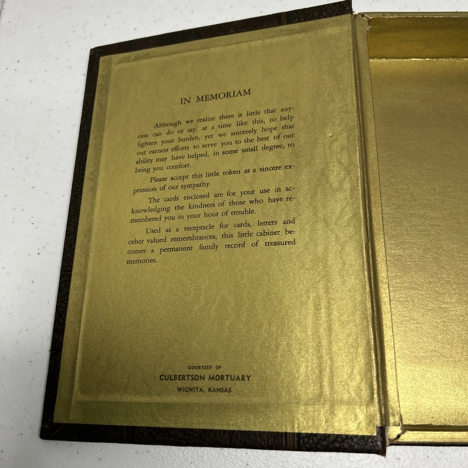 Decorative In Memoriam Fake Book Storage Box Lined Library Safe. - Image 4 of 4