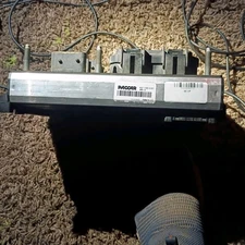 P27-1288-0101 / P27-1232-0101 Genuine Paccar Fuse - Assy Cab Pdc 2.1M OEM - New