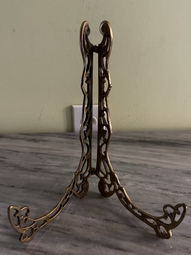 Vintage Solid Brass Ornate Reticulated Filigree Hinged Display Stand Easel