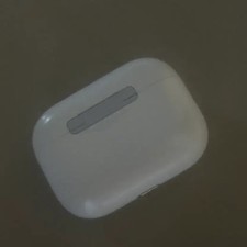 Apple AirPods Pro 2 - C-Type Charging Case