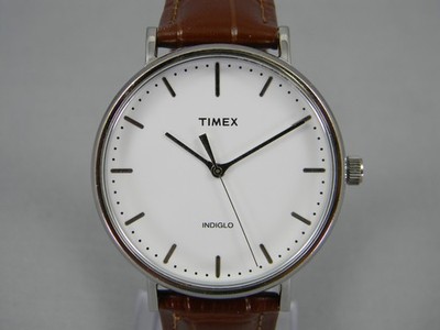 Timex Fairfield Indiglo Watch Men 41mm Silver Tone New Leather Band New Battery