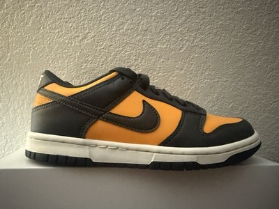 Nike Unisex Kids yellow /Black Colorblock Low Top Lace-Up Athletic Sneakers