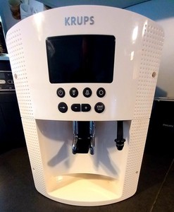 KRUPS Essential EA81P0 / Frontteil/weiß/ Ersatzteil mit Display und Bedienteil