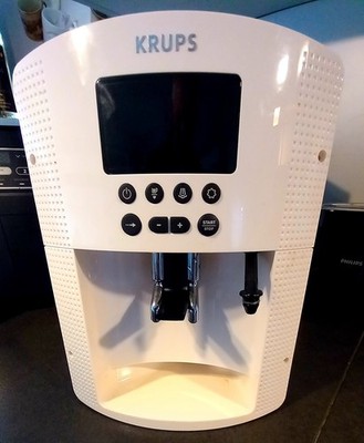 KRUPS Essential EA81P0 / Frontteil/weiß/ Ersatzteil mit Display und Bedienteil