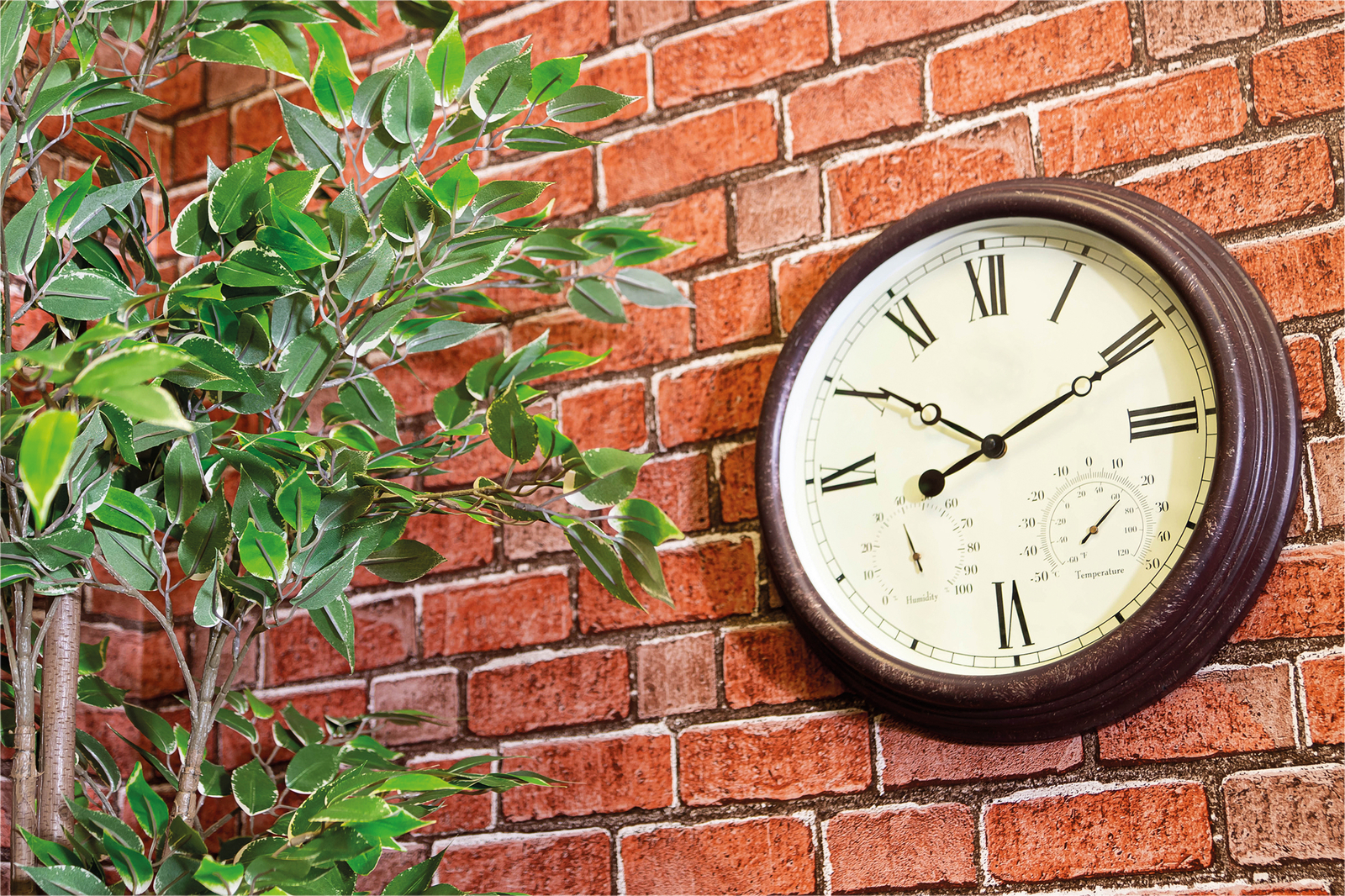 Vintage Design Outdoor Garden Clock with Thermometer Hygrometer Battery