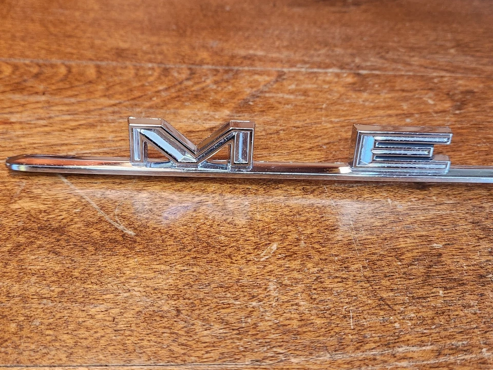 Mercury Montego 1968 original cromo maletero emblema de escritura C8 GB-5442550-A Foto 2 de 4
