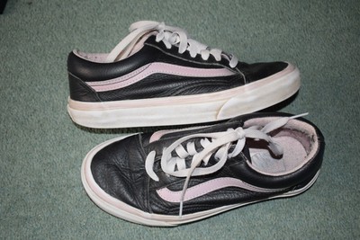 black leather vans size 3