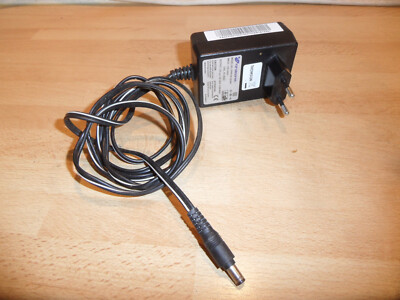 FSP Group Adapter Netzteil Netzgerät Model FSP018-1AD401 12V - 1,5A - 18W   n217