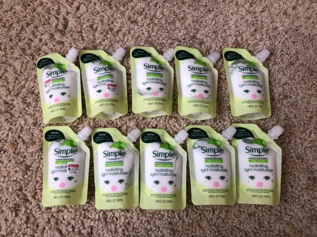 simple moisturiser pouch