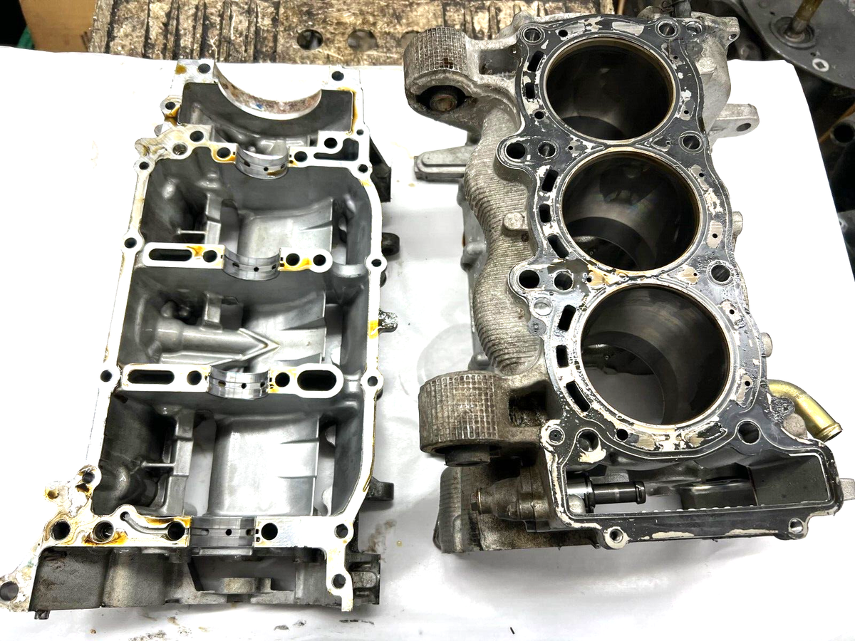 １５エンジンコラーリチューン YAMAHA RS VENTURE VECTOR CRANKCASE ASSY 8ES-15109-08-00 | eBay