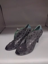 Poetic License London  Stiletto Pumps Black Polka Dots Top Bow Sz 9 US Sz 40 EU